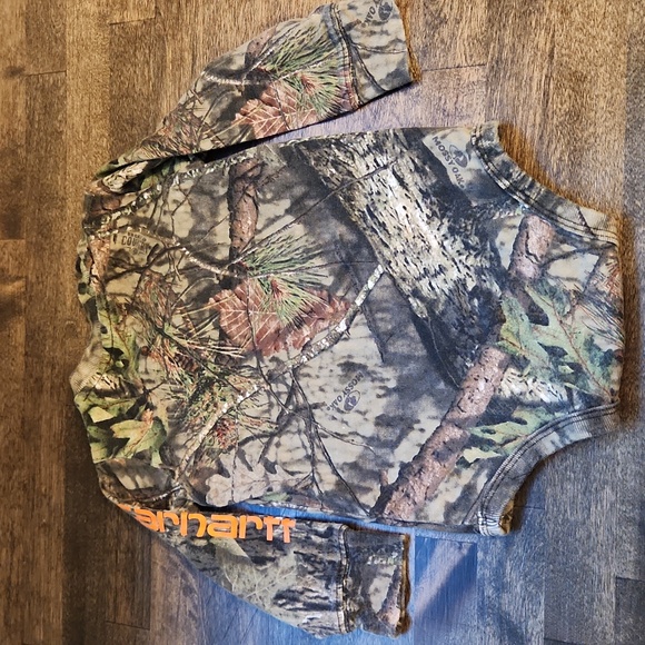 Carhartt camouflage onesie - Picture 5 of 5